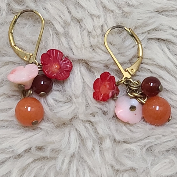 None Jewelry - Elegant Red Agate Floral Drop Earrings